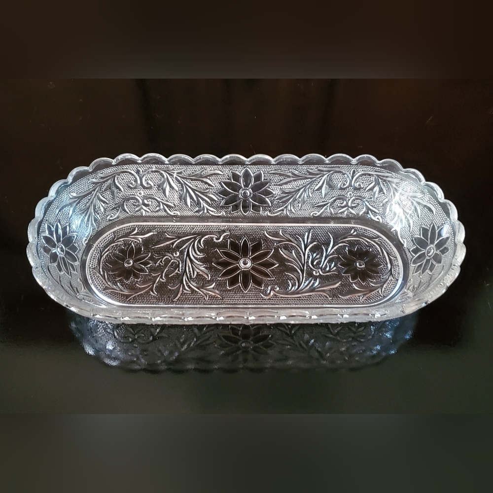 Vntg 10 1/4" Oval "Sandwich Clear" Dish by Tiara 🇺🇸 - Picture 11 of 12